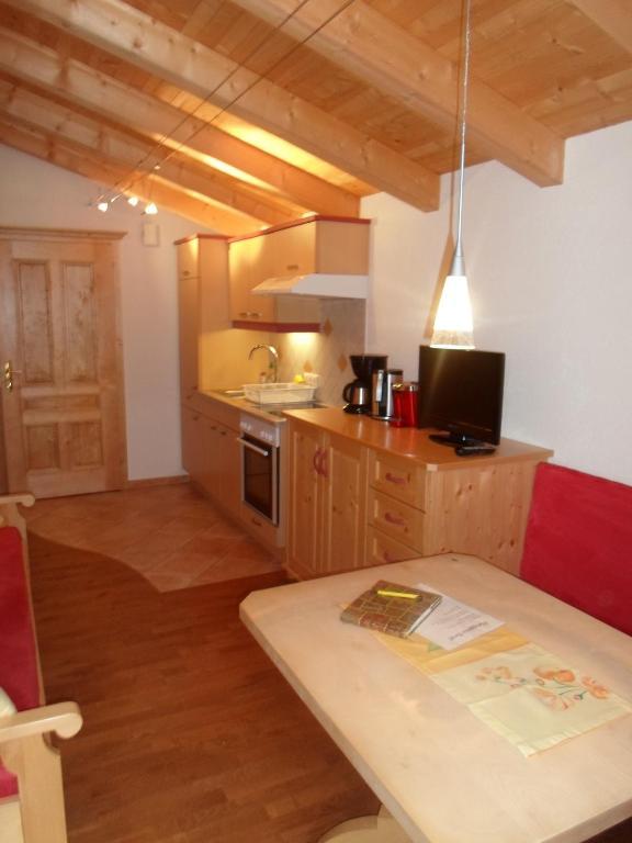 Ferienwohnung Steiner Wald im Pinzgau Værelse billede